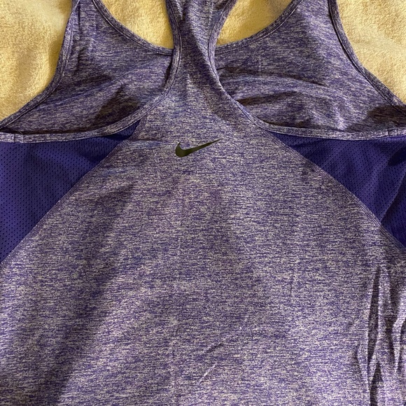 Ladies purple Nike racer back tank - Picture 5 of 10